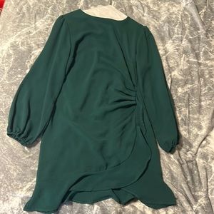 This dress is so nice and is very good for fancy occasions!